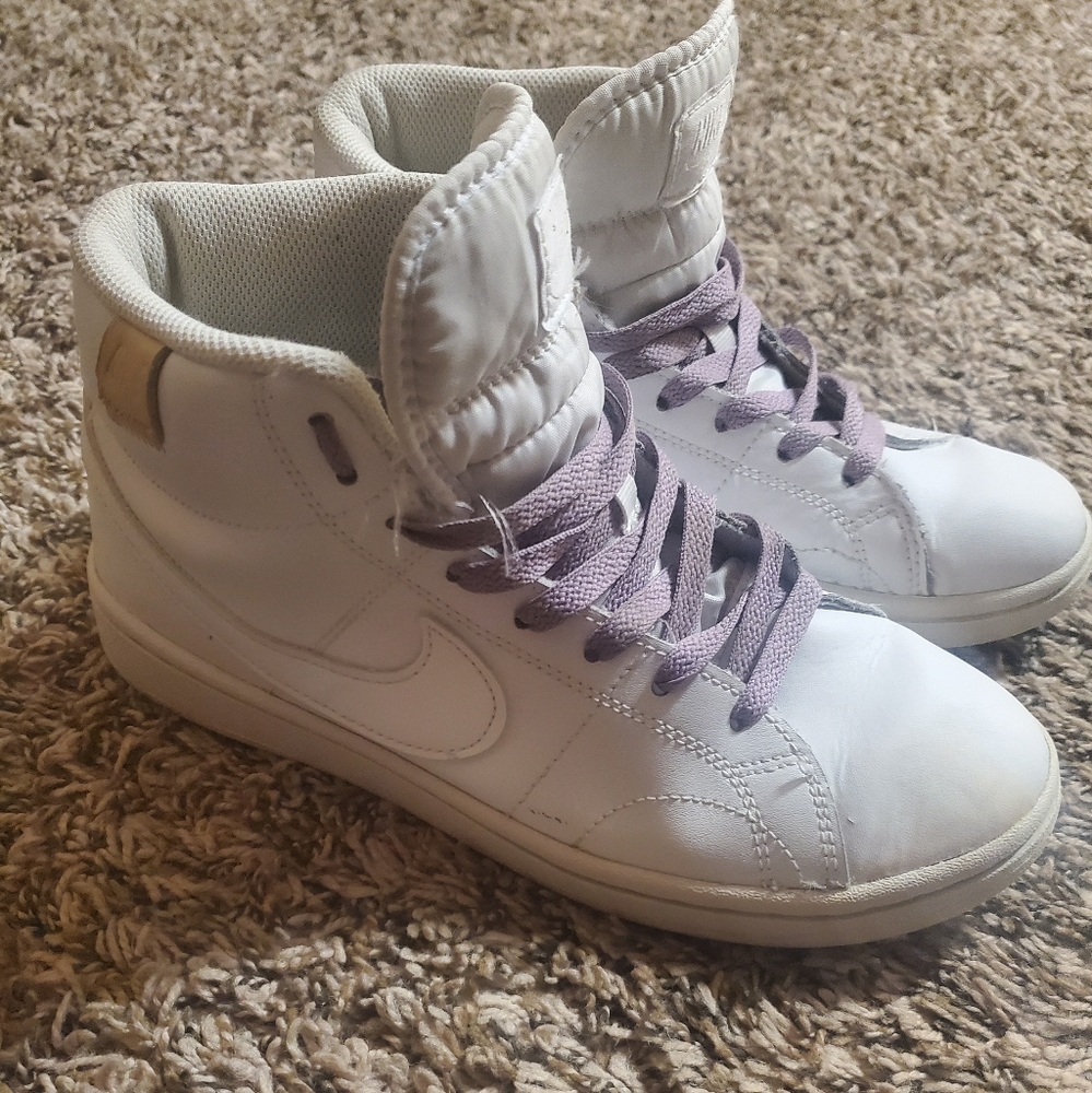 Nike Court Royal ll Mid Triple White Size 8 Womens